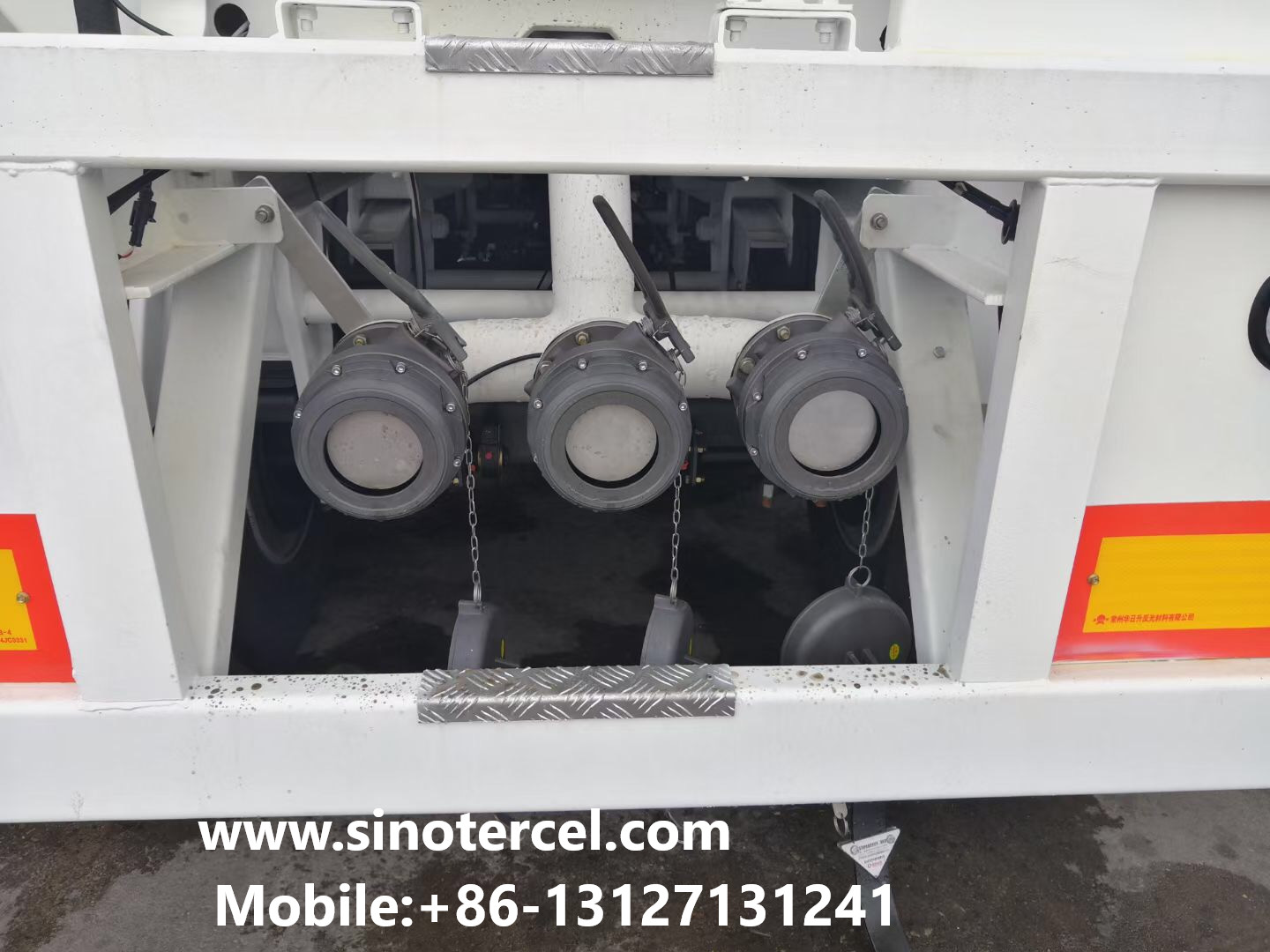 30CBM Petroleum Semi Tanker Trailer 3 Axles 5 Compartment