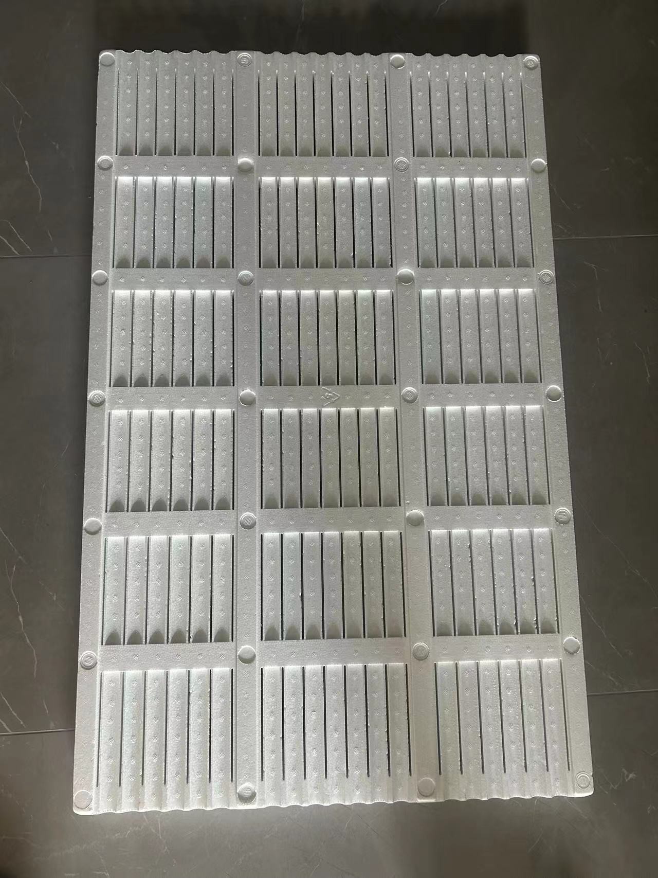 EPS50 160 120 200 242 Seedling Tray Foam Floating Nursery Tray