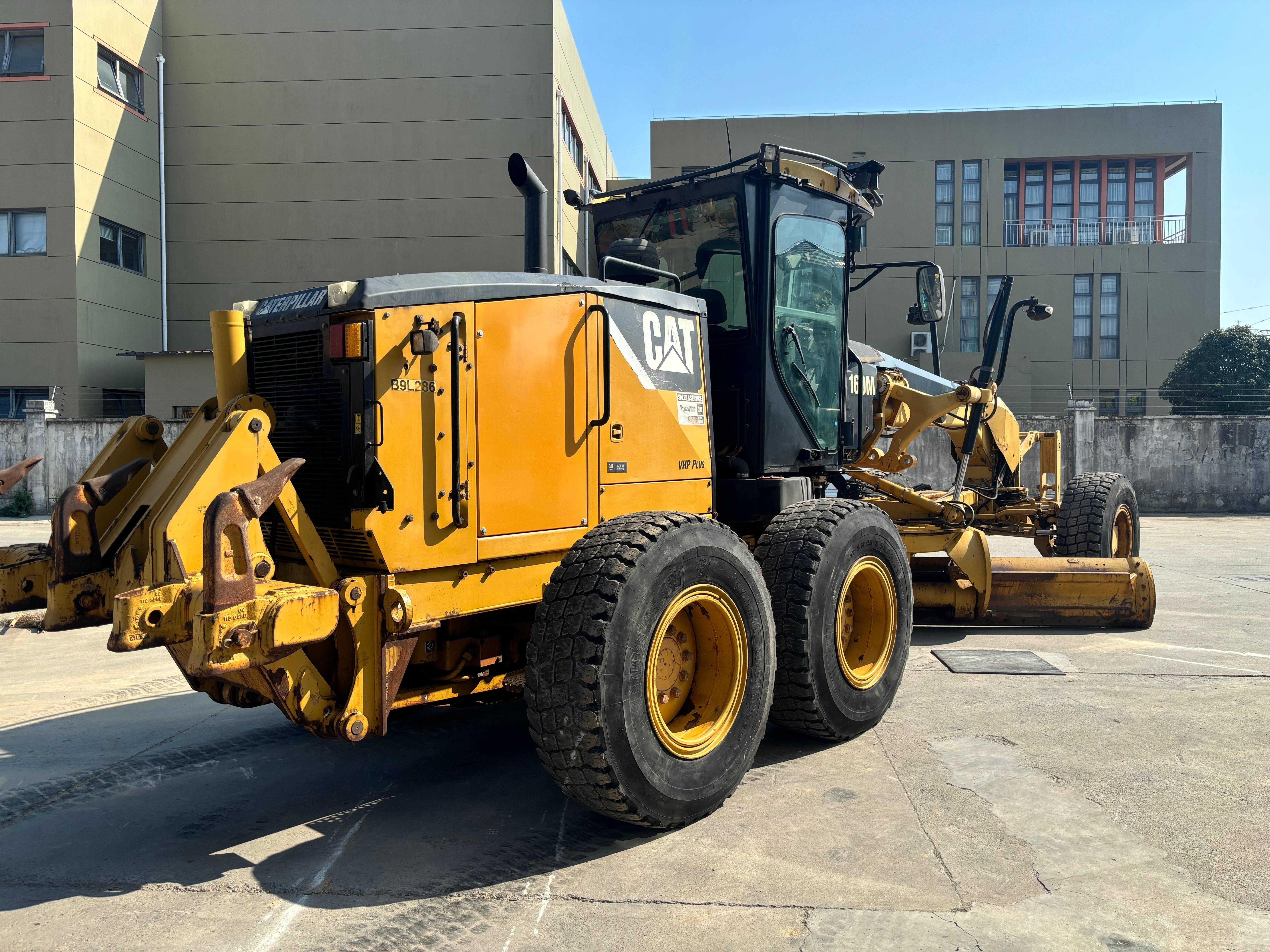 Cheap Price Original CAT 160M Motor Grader Japan Used Caterpillar 160M with Good Condition