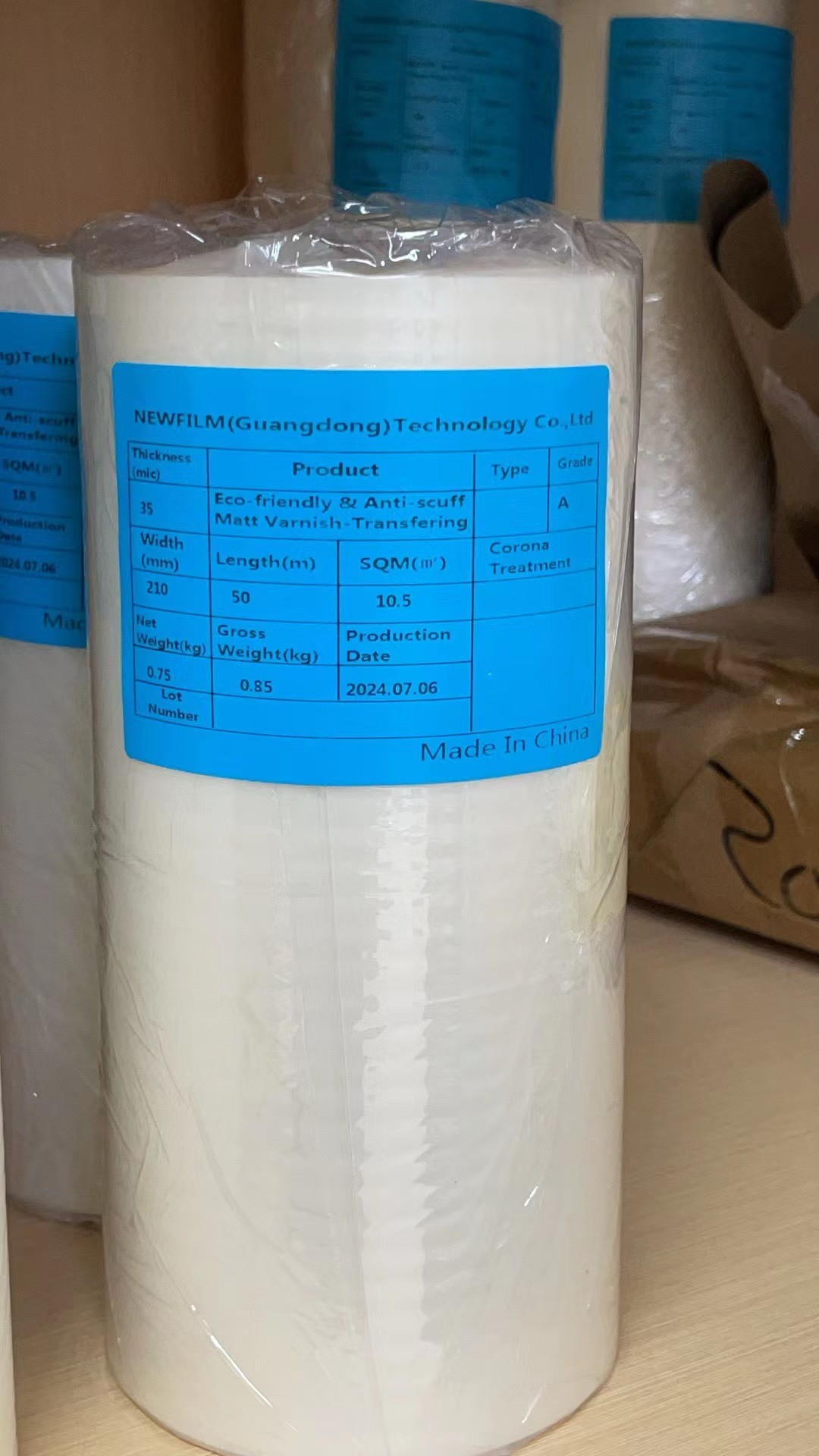 Scratch Resistant Surface Smooth Thermal Lamination Film Green Packaging Materials