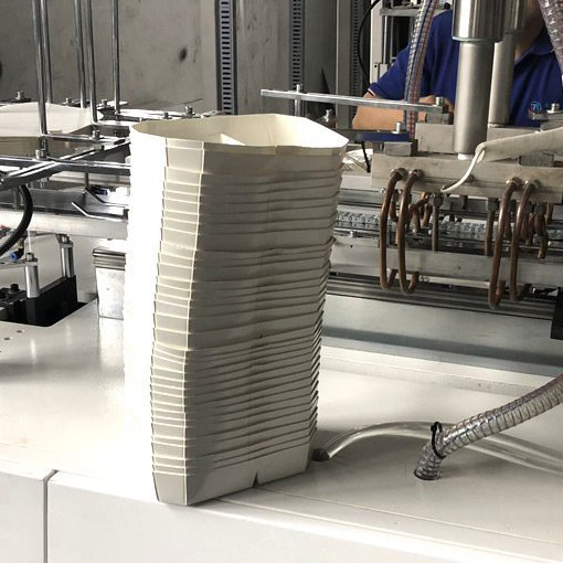 20-30 Pieces / Min CHJ-G Lunch Box Making Machine With Motor