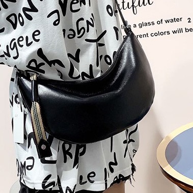 Ladies Cowsplit Leather Crossbody Saddle Bag Purse Half Moon Bag With Wide Shoulder Strap