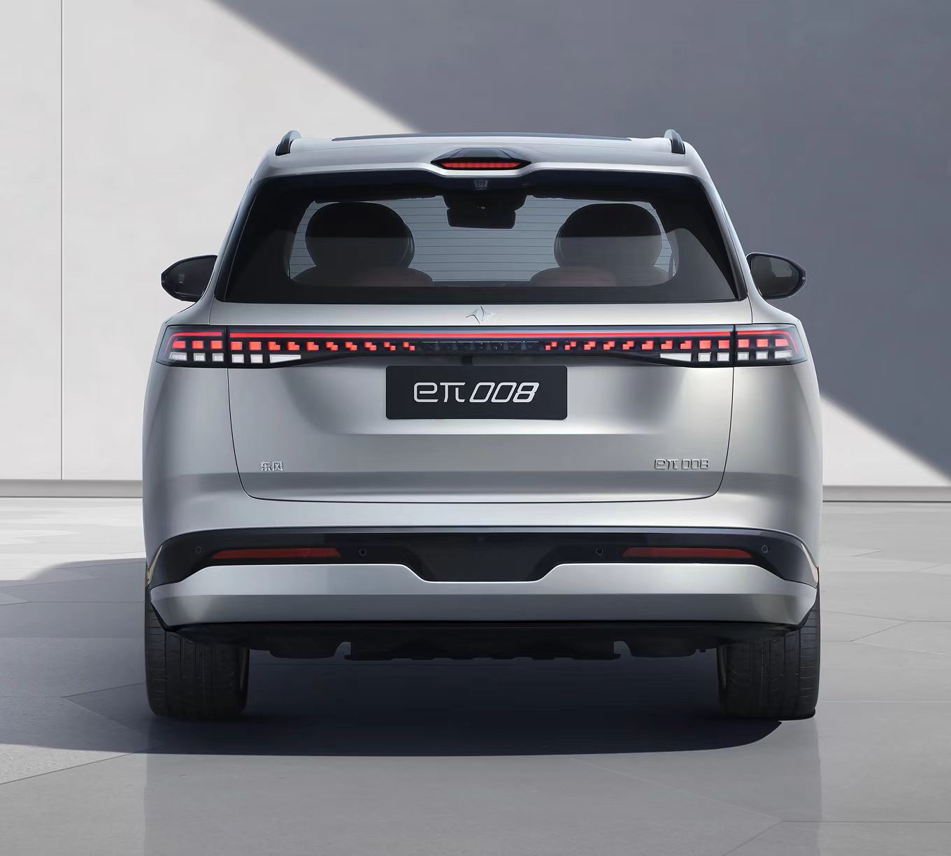 Left Steering Energy Vehicle Customized 5-door 6-seater SUV Dongfeng Yipai 008 Electric Vehicle 636MAX Pure Electric SUV