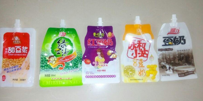 Small Tea Pouch Packing Machine / Pouch Sealing And Filling Machine