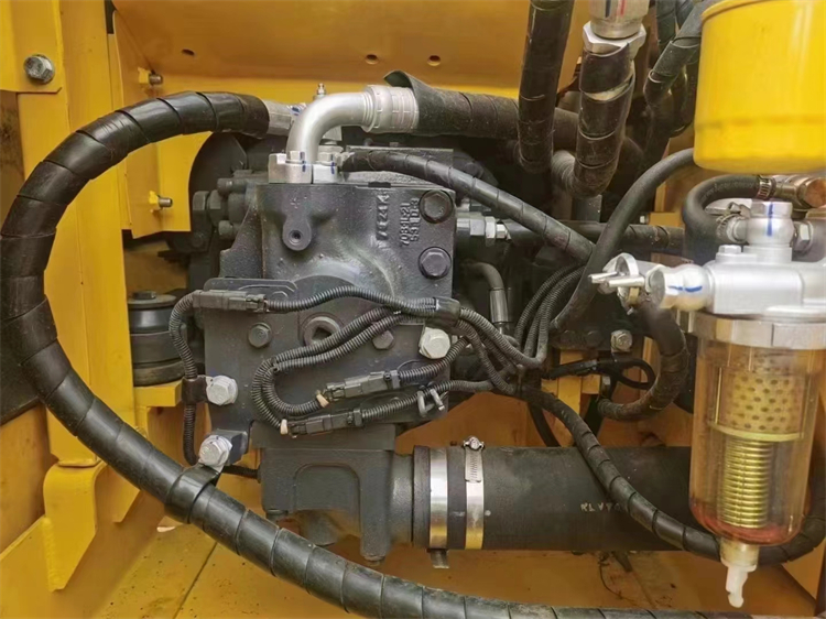 Good Condition PC130-8 Excavator with 66 KW Cummins Engine Reconditioned in Shanghai