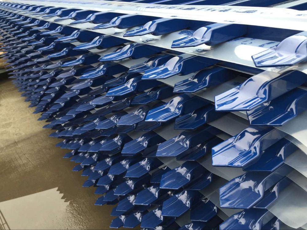 Curved Picket Fencing/ Square Pipe Fencing Wall