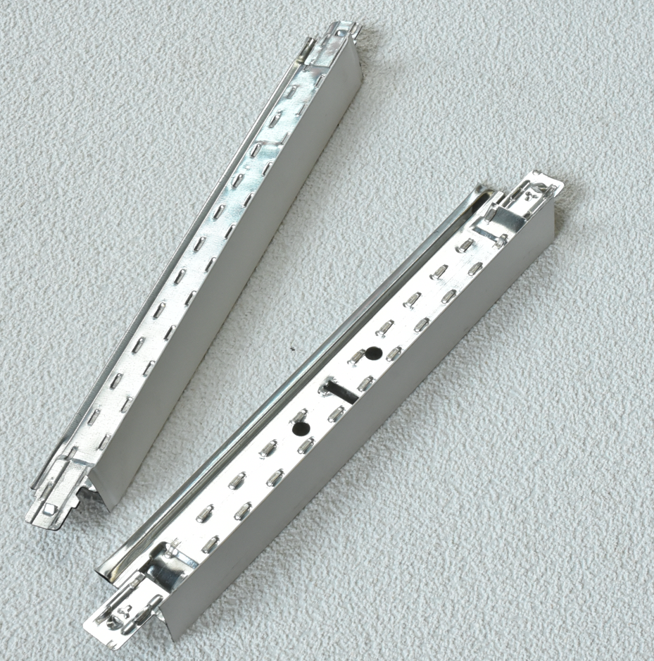 T-Shaped Steel Material Baking Paint Keel Suspended Ceiling In Traditional Design Style