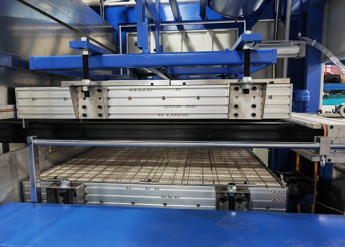 Integrated Blister Thermoforming Machine Positive Negative Pressure 164kw