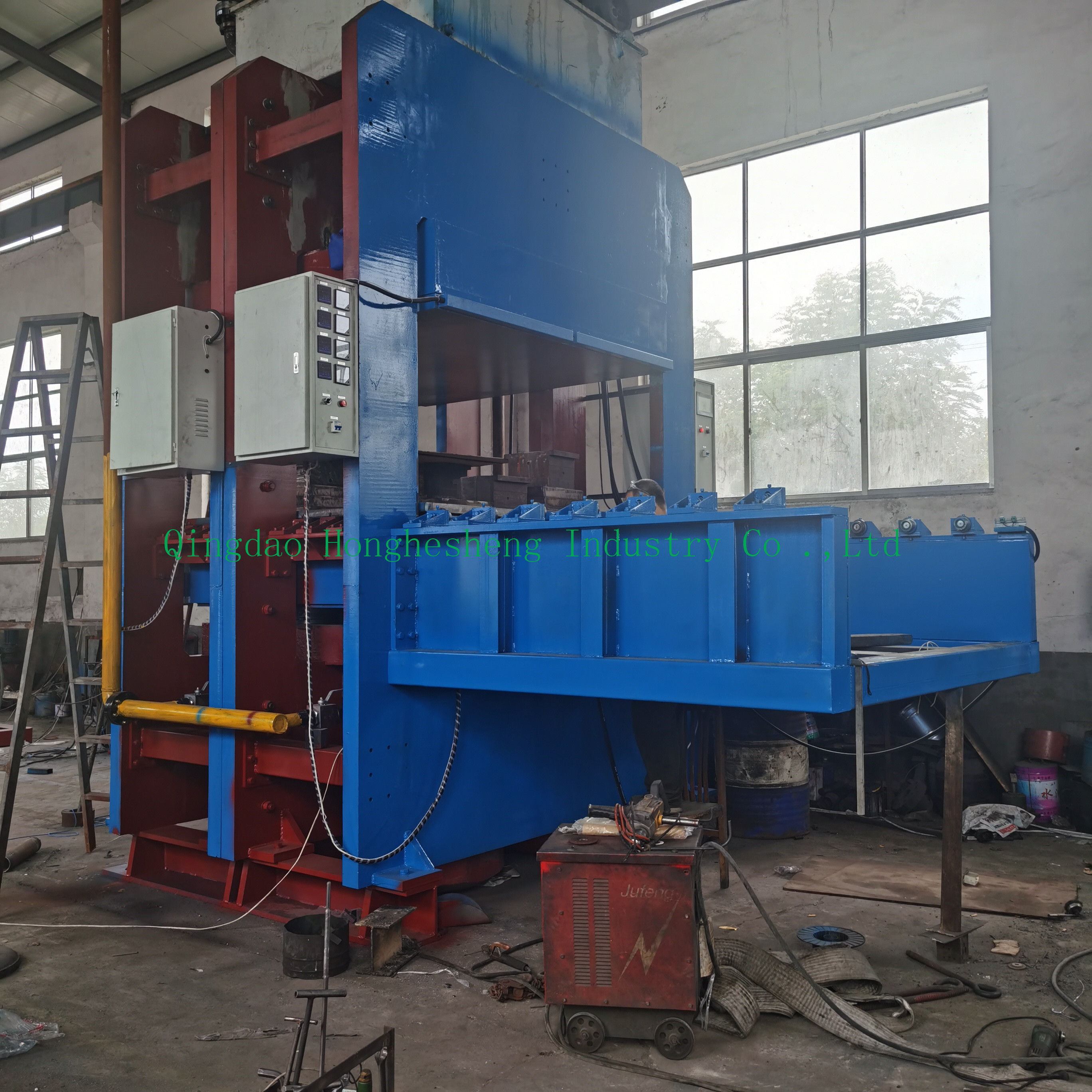 Frame Type Recycled Rubber Paver Tile Making Vulcanizing Press Machine 1500t