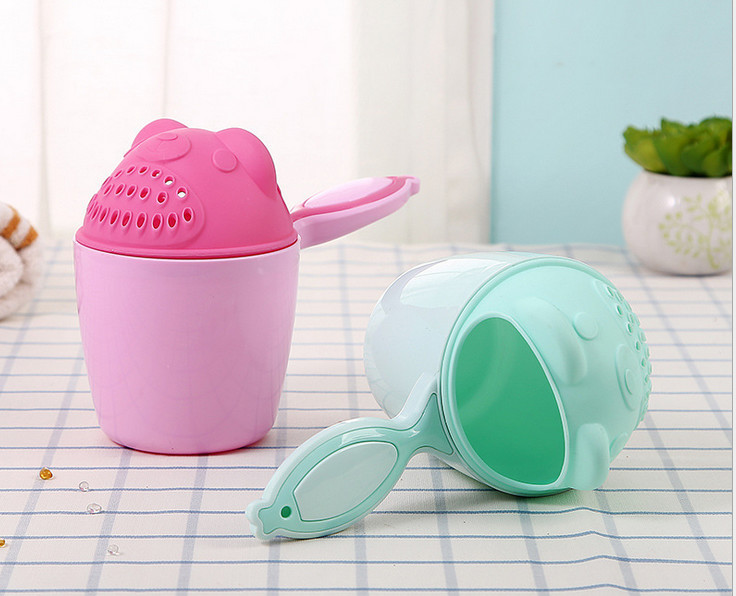 Shower Spoon Water Cup Child Baby Bath Rinse Cup 10.5*10.7*10 cm Size