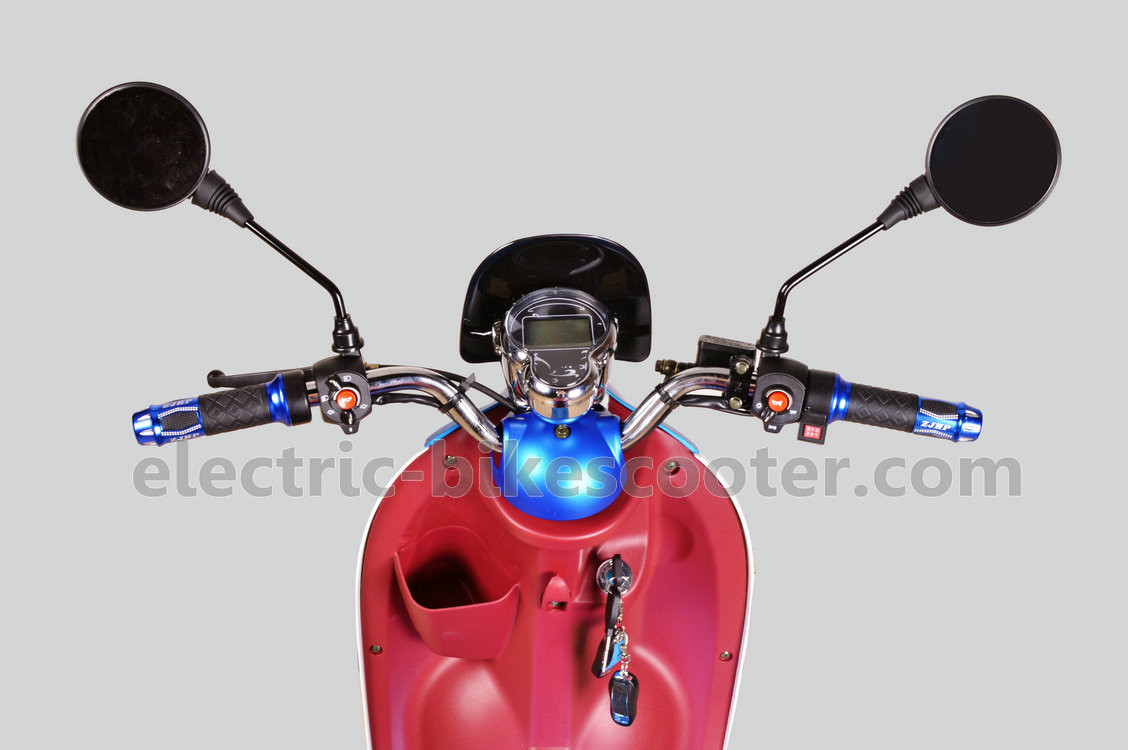 Pedal Assisted Scooter 500W 60V Dc Hub Motor , Two Wheeled Moped Electric Scooter