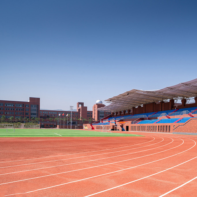 Corrosion Resistance All Weather Track Surface Anti Slip Sports Venues