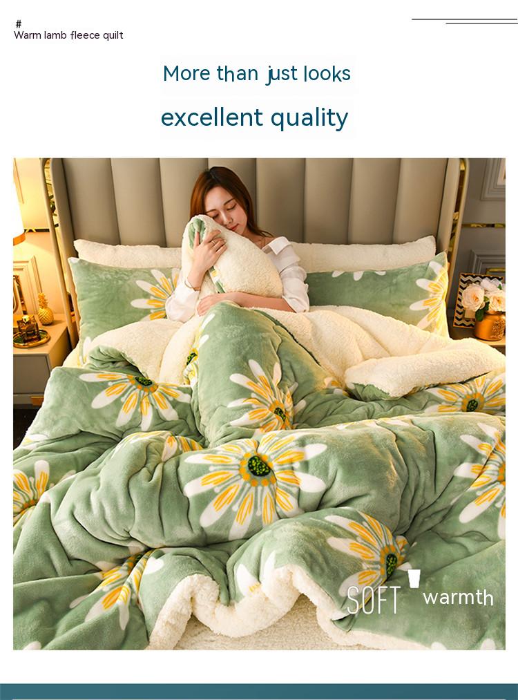 Polyester Filling Winter Quilt Thickened Warm Lamb Fleece Quilt for Soft and Cozy Sleep