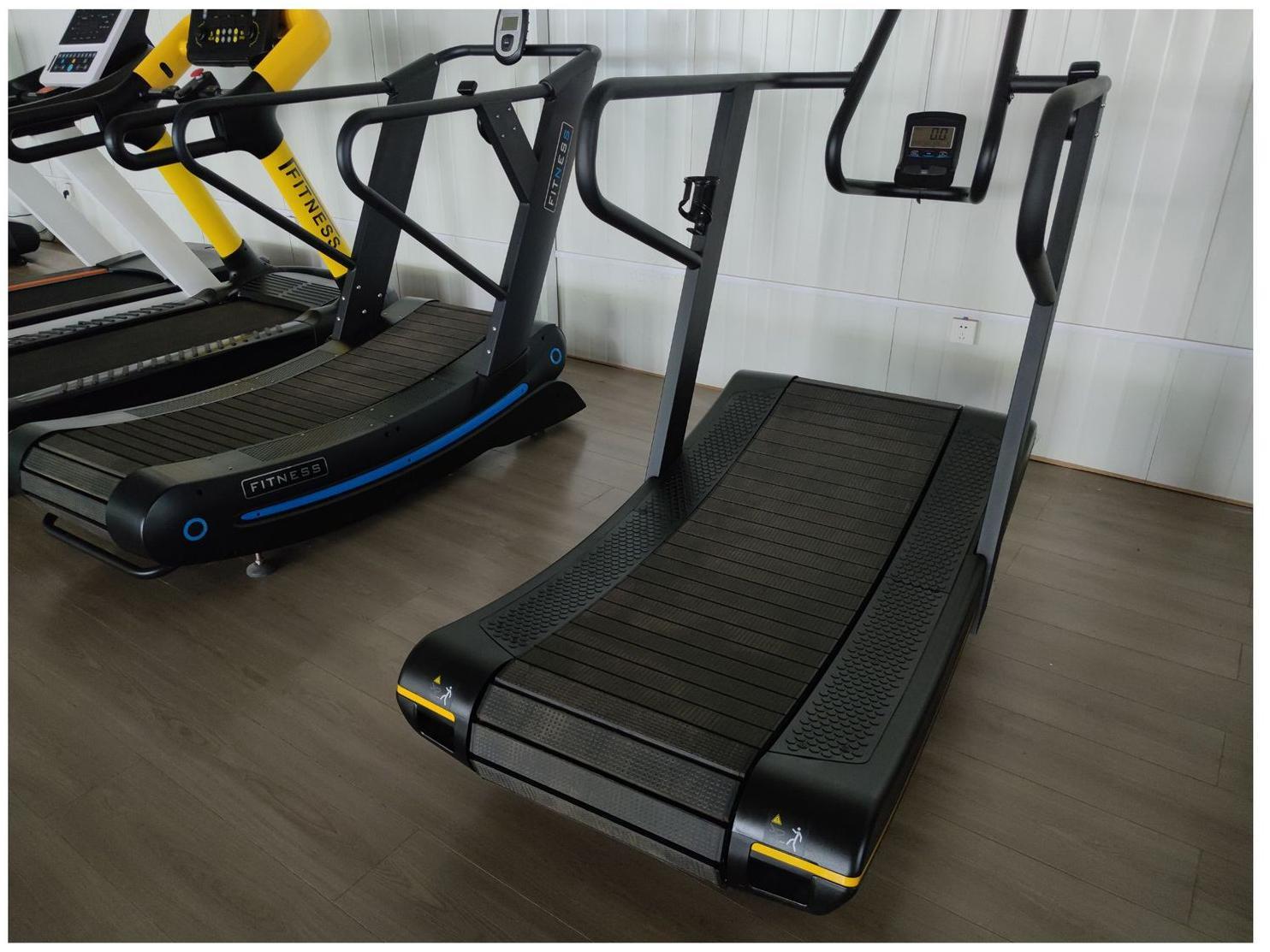Low Noise Self Generating Non Motorised Running Machine Curved Manual Treadmill