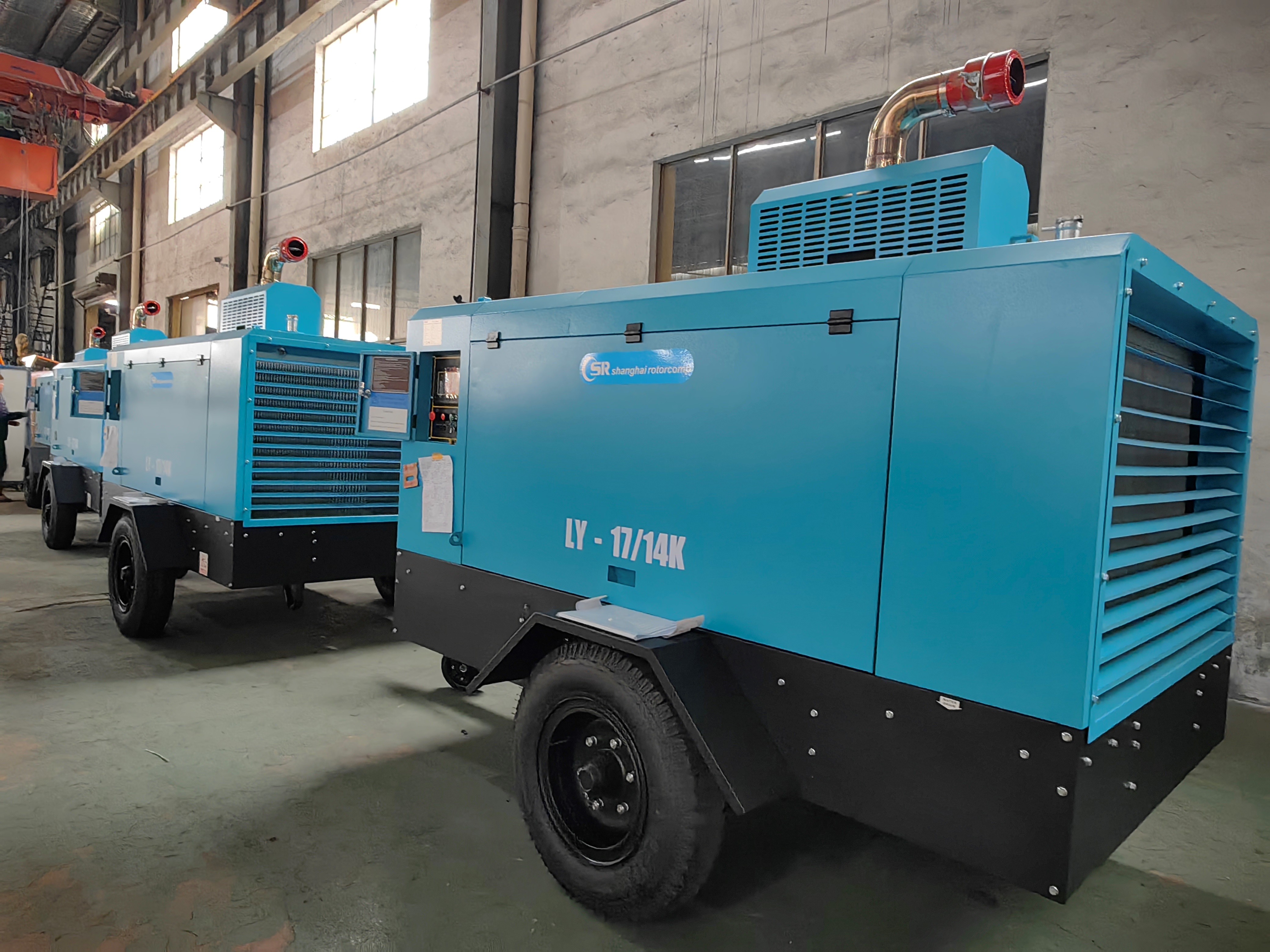 Affordable Diesel Fueled Screw Compressor for Cooling Water Pressure 17-18 Bar