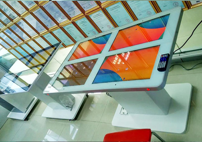Hottest 4 Screens Capacitive Restaurant Intelligent Wireless Charge Waterproof Touch Coffee TableTouch Screen