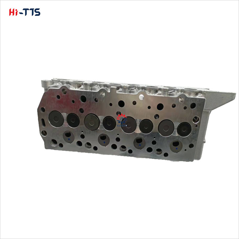 22100-42700 Cylinder Head For 4D56 Kom-atsu Engine.