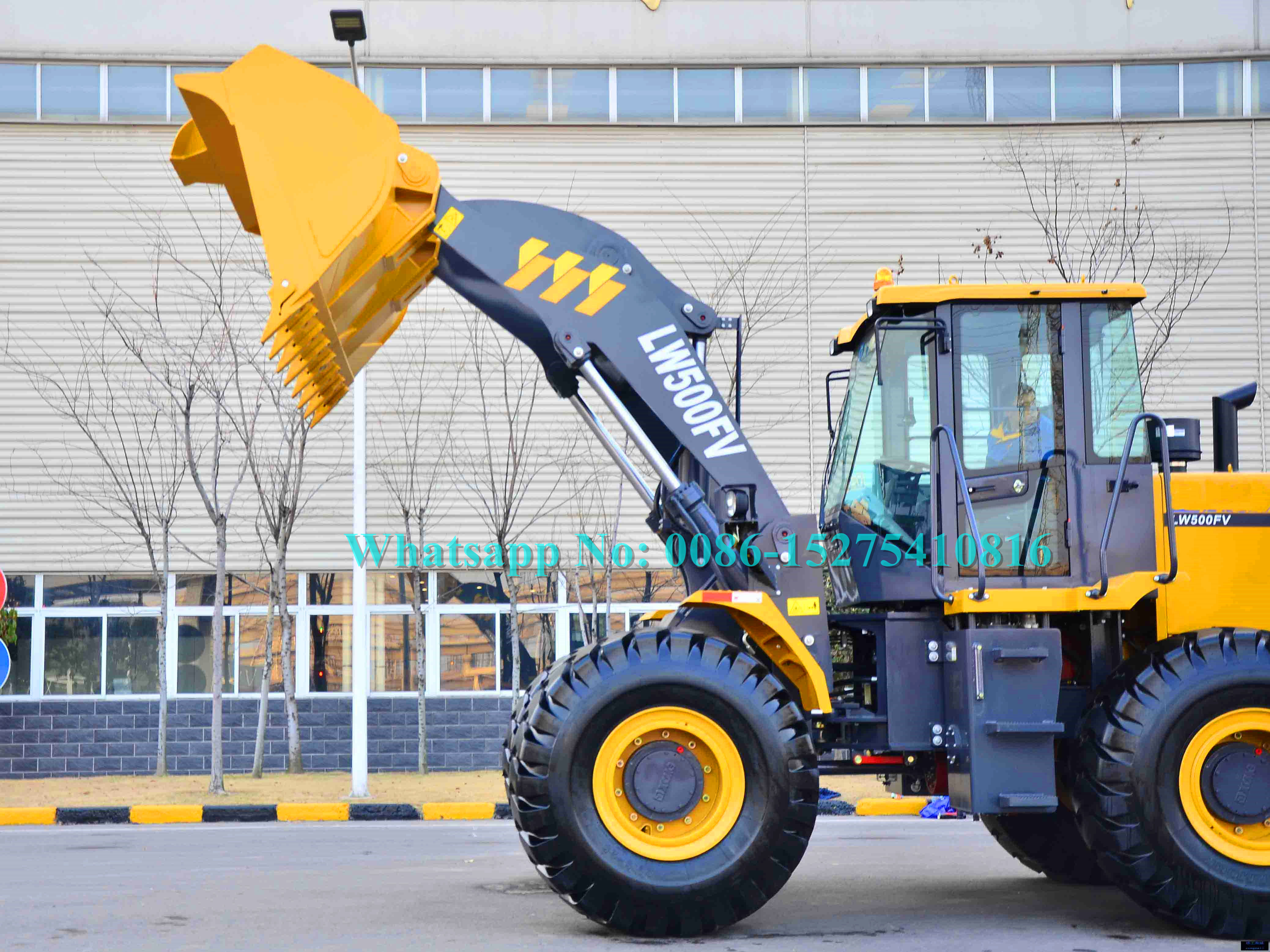 Hydraulic pilot control Heavy Load XCMG LW500FV 5 Ton wheel loader with 3m3 bucket with Shangchai Engine for earthmoving