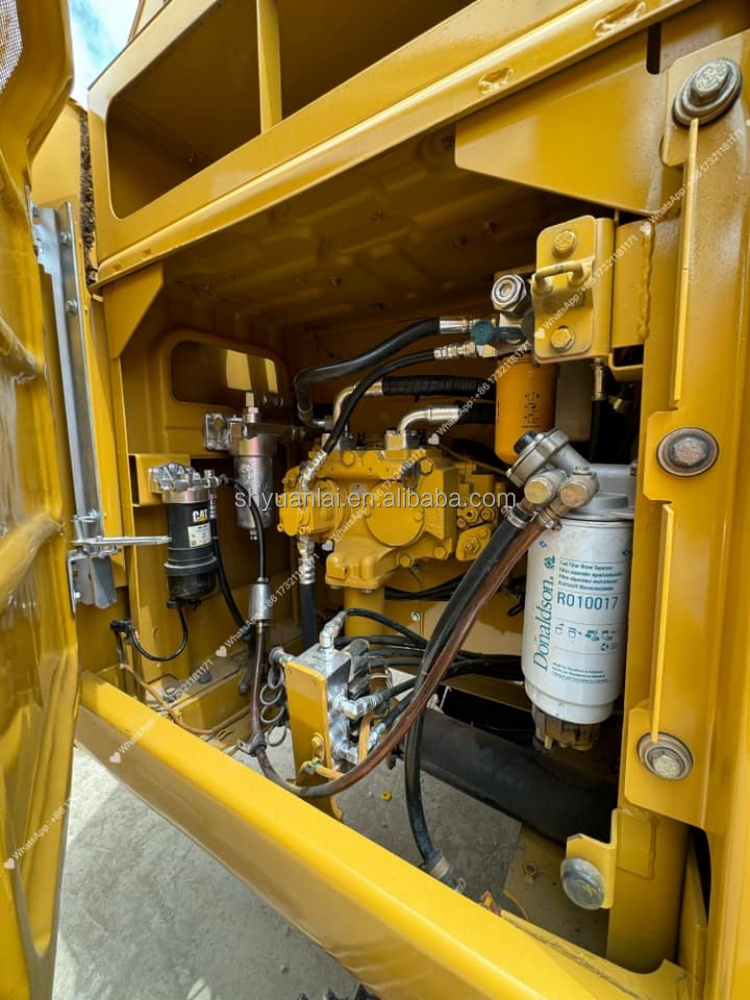 Digging in good condition, sold at a cheap price, 20 tons of mining type Caterpillar 320second-hand excavator Digging