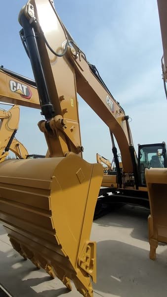 Mining Industry Used Crawler Excavator Caterpillar Cat 330 Large Excavator 30 Ton