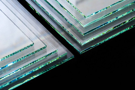 Hot-Sale Tempered/Clear Sheet Glass/Toughened/Laminated Glass for Windows/Bathroom Decoration