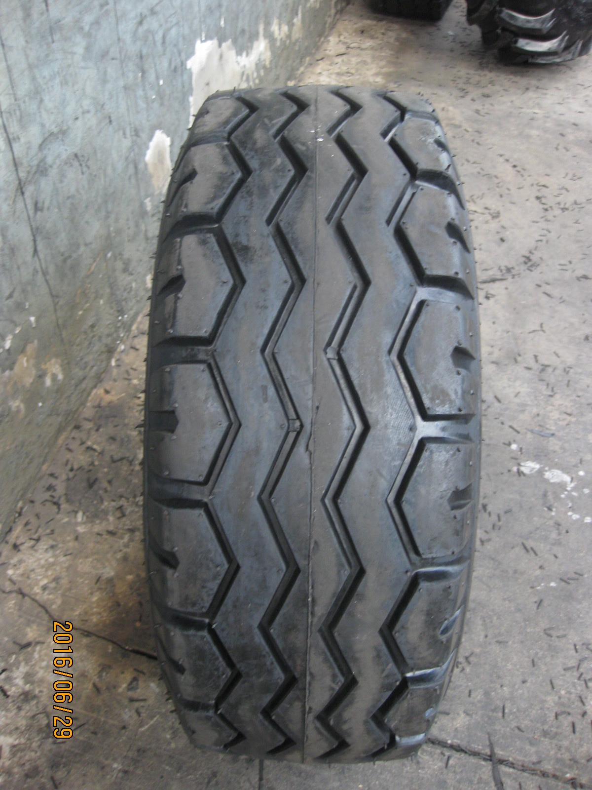 Cheap price BOSTONE farm implement tires IMP for sale | agricultural tyres and wheels