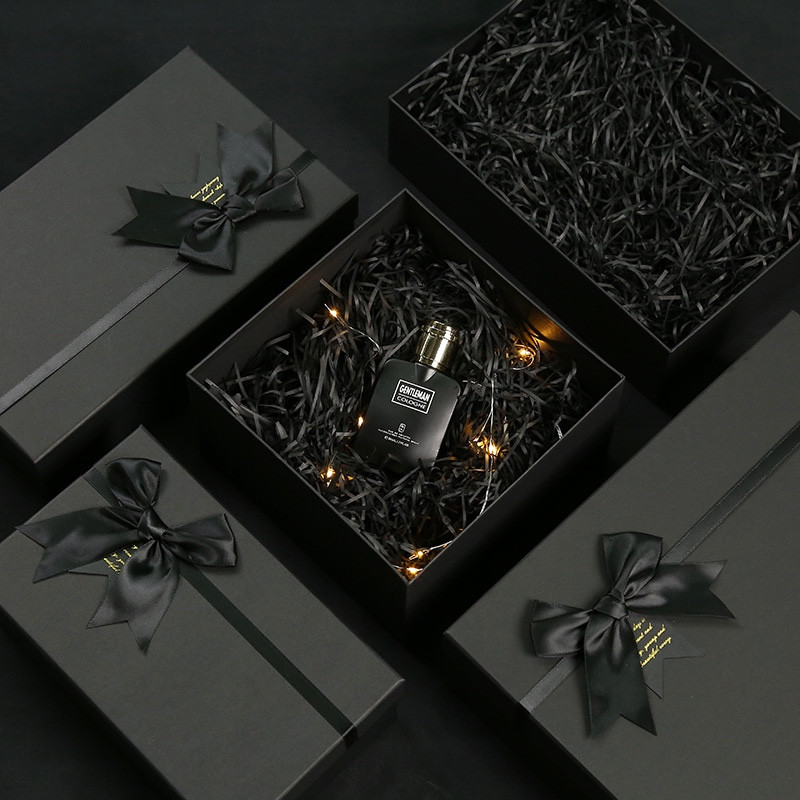 Custom Black Art paper C1S C2S Rigid Gift Boxes With Ribbon