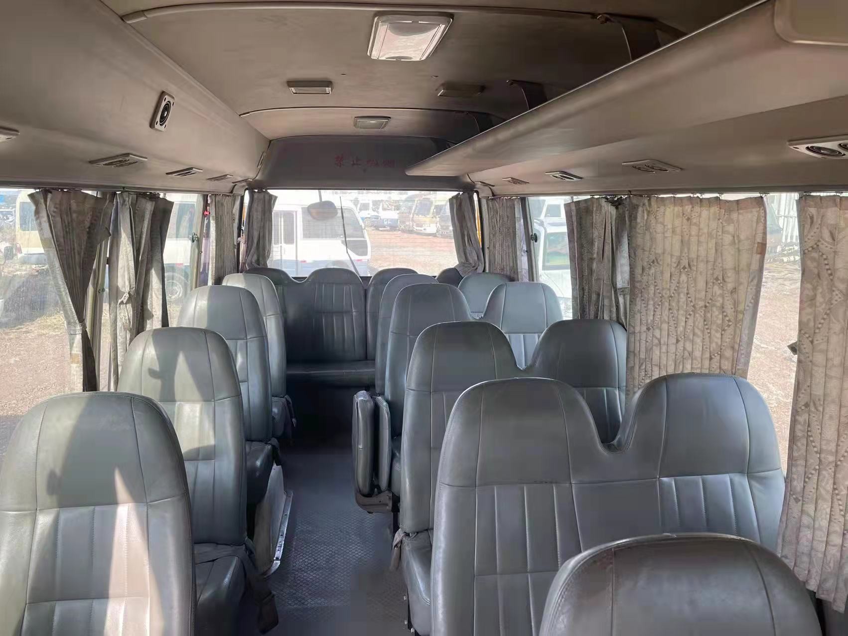 Japan Toyota Coaster Bus Gasoline Mini Bus Use For West Africa 23-30seats