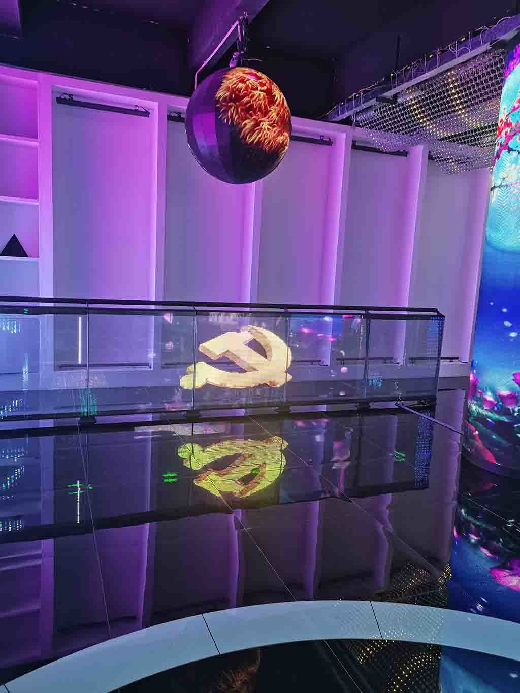 P6.5 See Through Led Screen High Temperature Resistance Flame Retardant PC