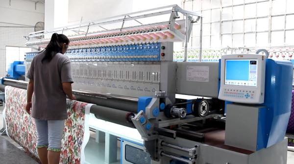 Professional Industrial Embroidery Machines 3353 Mm Embroidery Width , Minimum
