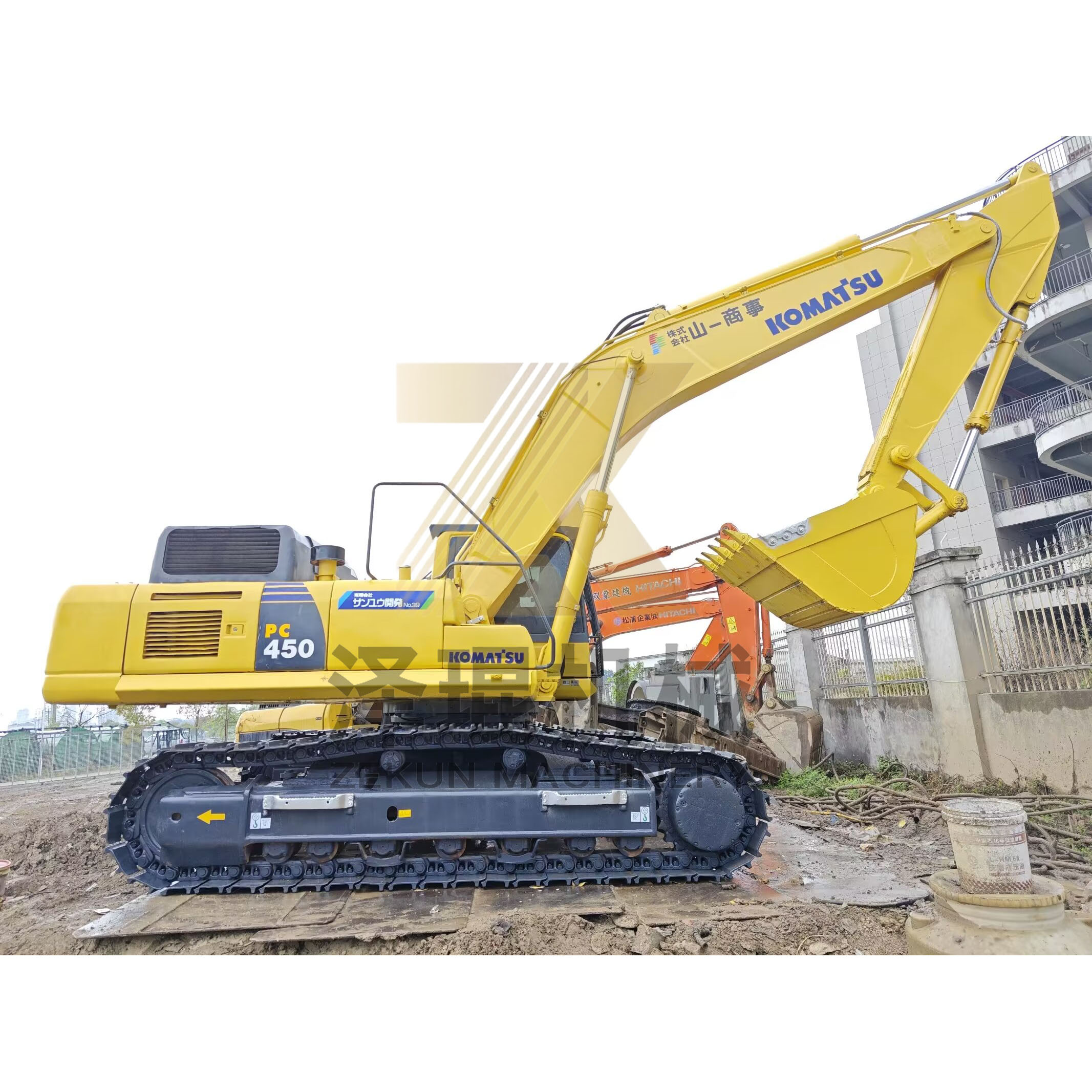 Used Komatsu PC450-8 Crawler Excavator 45 Tons with 3000-4000 Working Hours