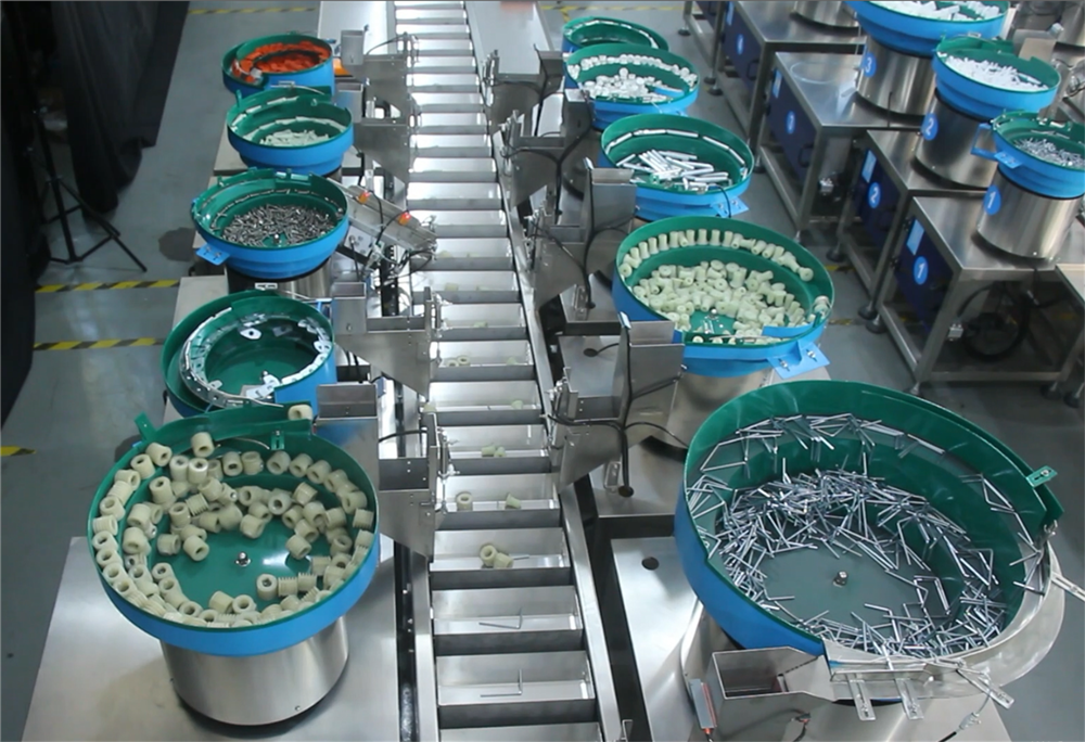 Automatic Bolts Nuts Nail Fastener Screw Counting Packing Machine With Vibrator Bowl Feeder