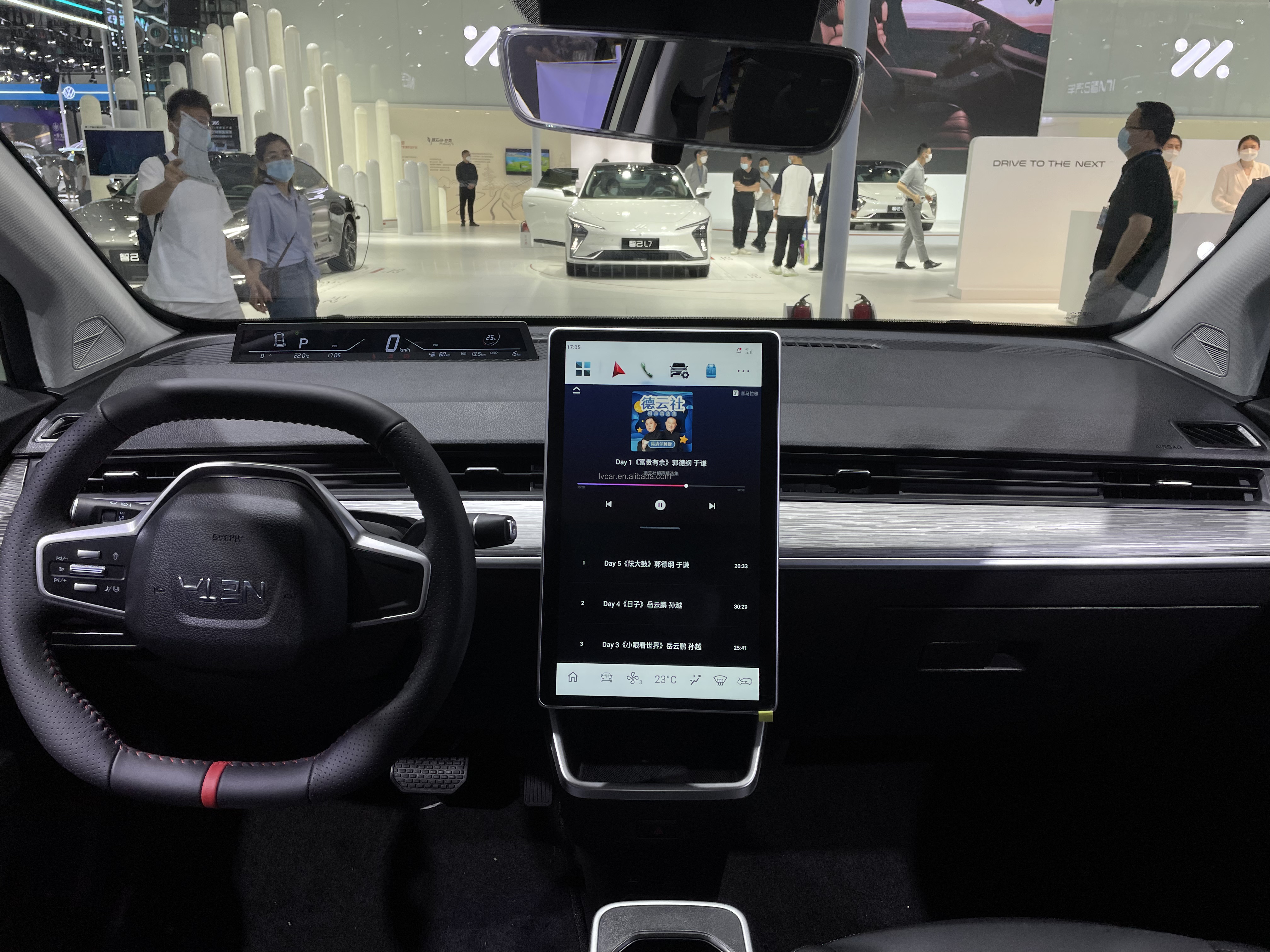 5-door 5-seat SUV AYA Electric Car Neta EV Ride-On Uesd Cars Auto Electronics Second Hand