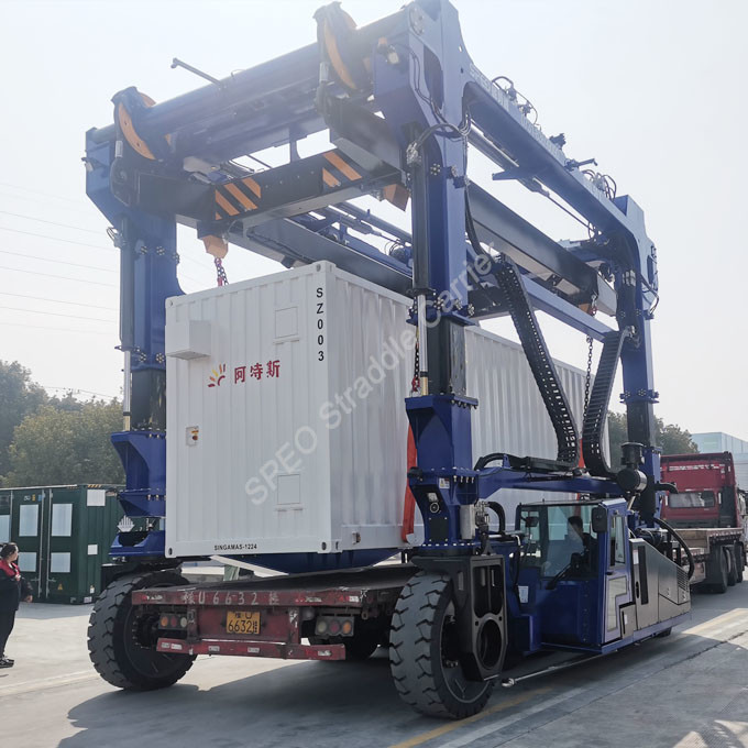 Q355 Steel Electric Straddle Carrier Hydraulic Lifting Vehicle Container Handling Car