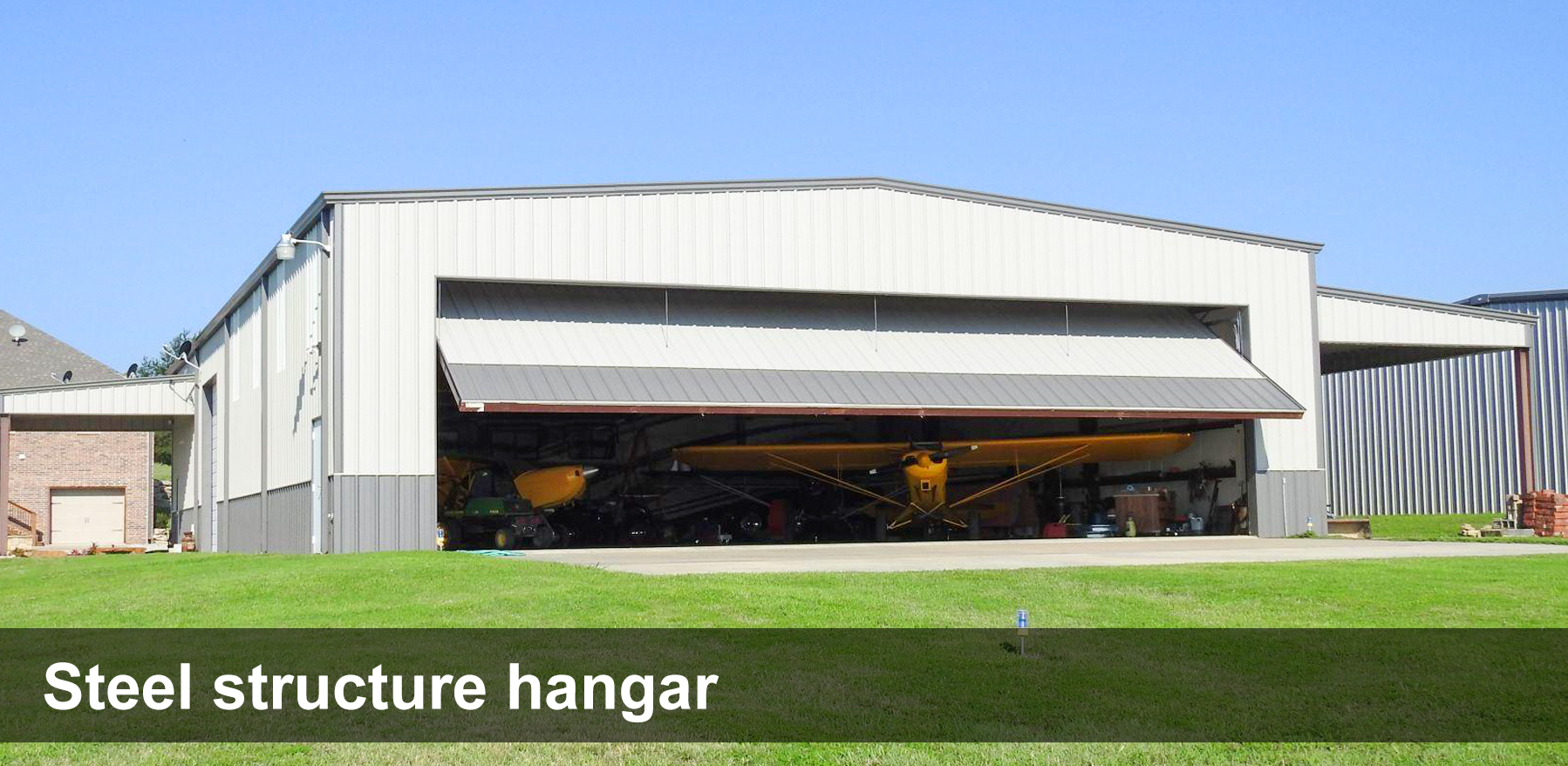 Seismic and Wind Resistant High Rise Hangar with Q235/Q345B Steel Structure Building