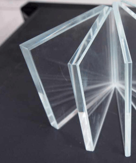 Round Corner Ultra Clear Low Iron Tempered Glass with Low Self Explosion Rate