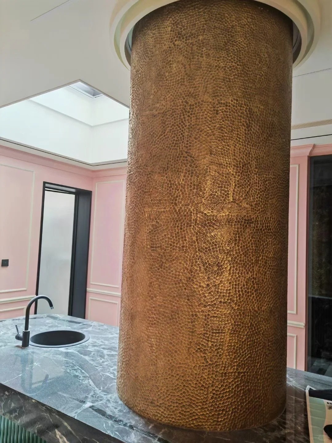 laser cut decorative textured sheet metal hammered stainless steel cylinder/Pillar