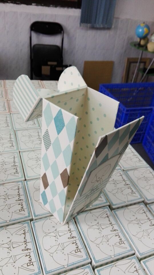 Cute design customized handmade folding paper packaging box for gift