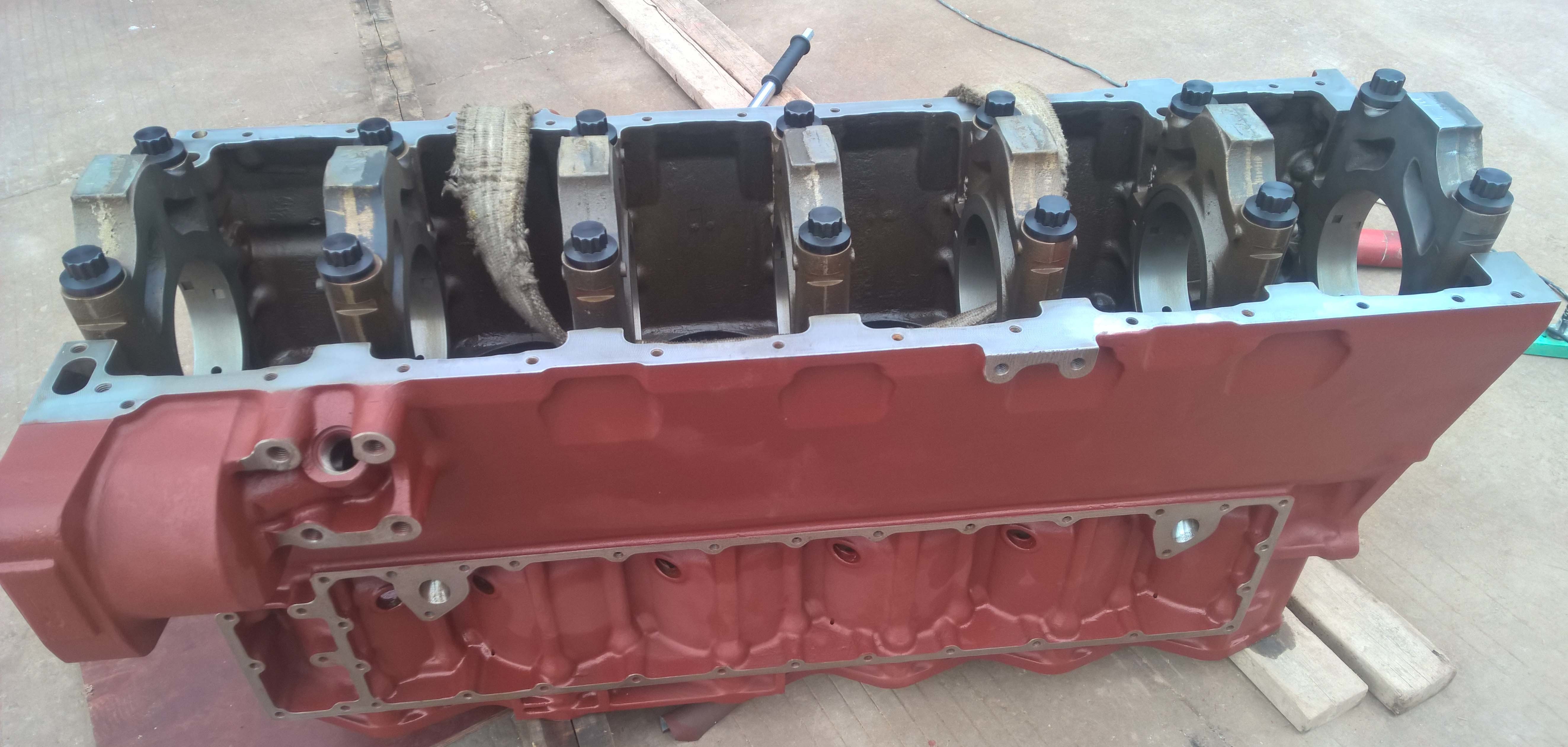 Cummins Cylinder Block 3088303 3088301 for KTA19 K19 Engine Parts for Sale