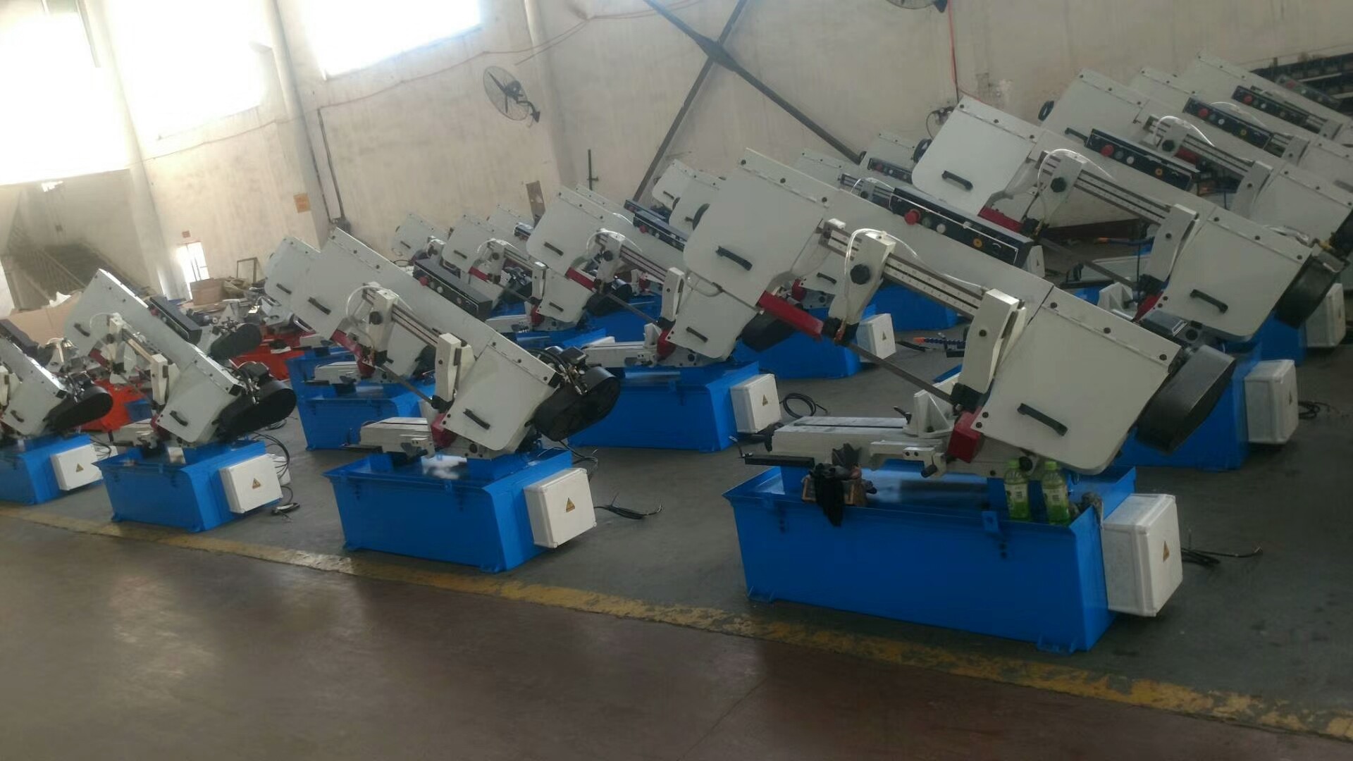 3kw Double Column Cut Alloy Steel Metal Cutting Bandsaw Machine