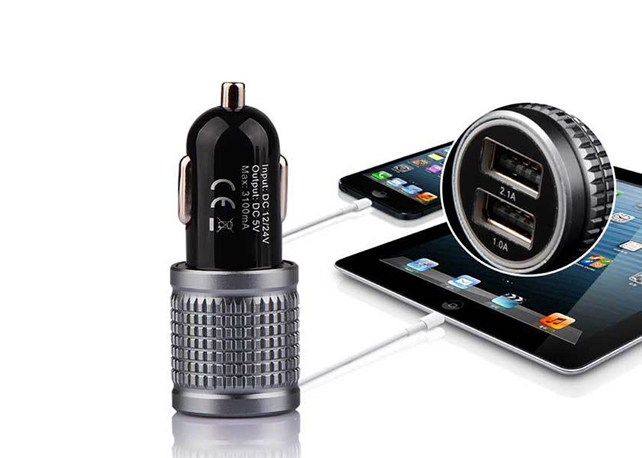 High Glossy Car Charger Adapter Aluminum Alloy Bottom Cover Led, Indicator Fast Charger 3.1A