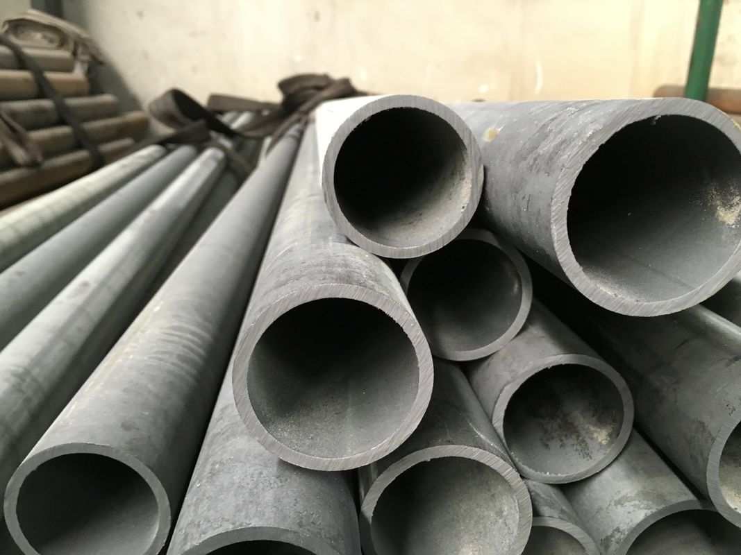 Structural Carbon Seamless Steel Tube 1 - 12m With Oiled Surface Gb/t8162