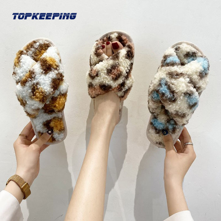 1D0037 Fluffy Opening Toe Flat Lady Winter Fashion Slipper With Strap