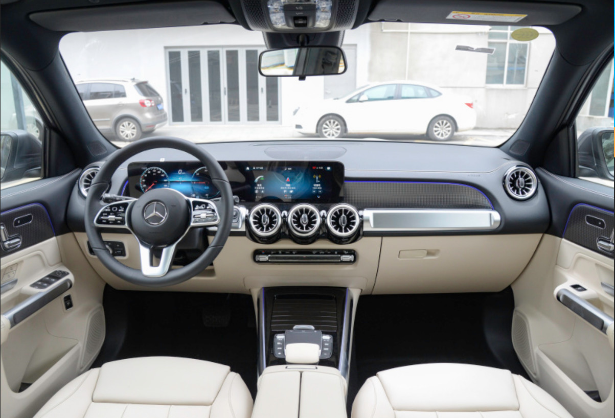 BENZ EQB 260 2022 5 Door 5 Seats Compact SUV