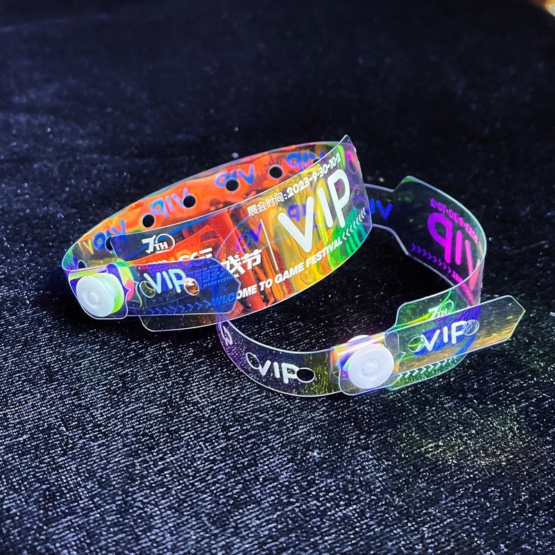 Supplier Wholesale Waterproof Shiny Wristband Custom Words Party Gift Park Event Glitter Transparent Laser PVC Wristband