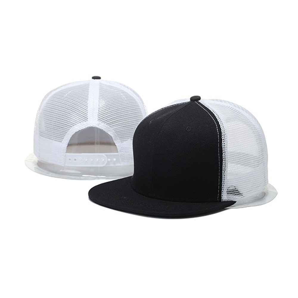 100% Polyester Camo Flat Brim Trucker Hat , Unisex Fitted 5 Panel Hat With Plastic Buckle