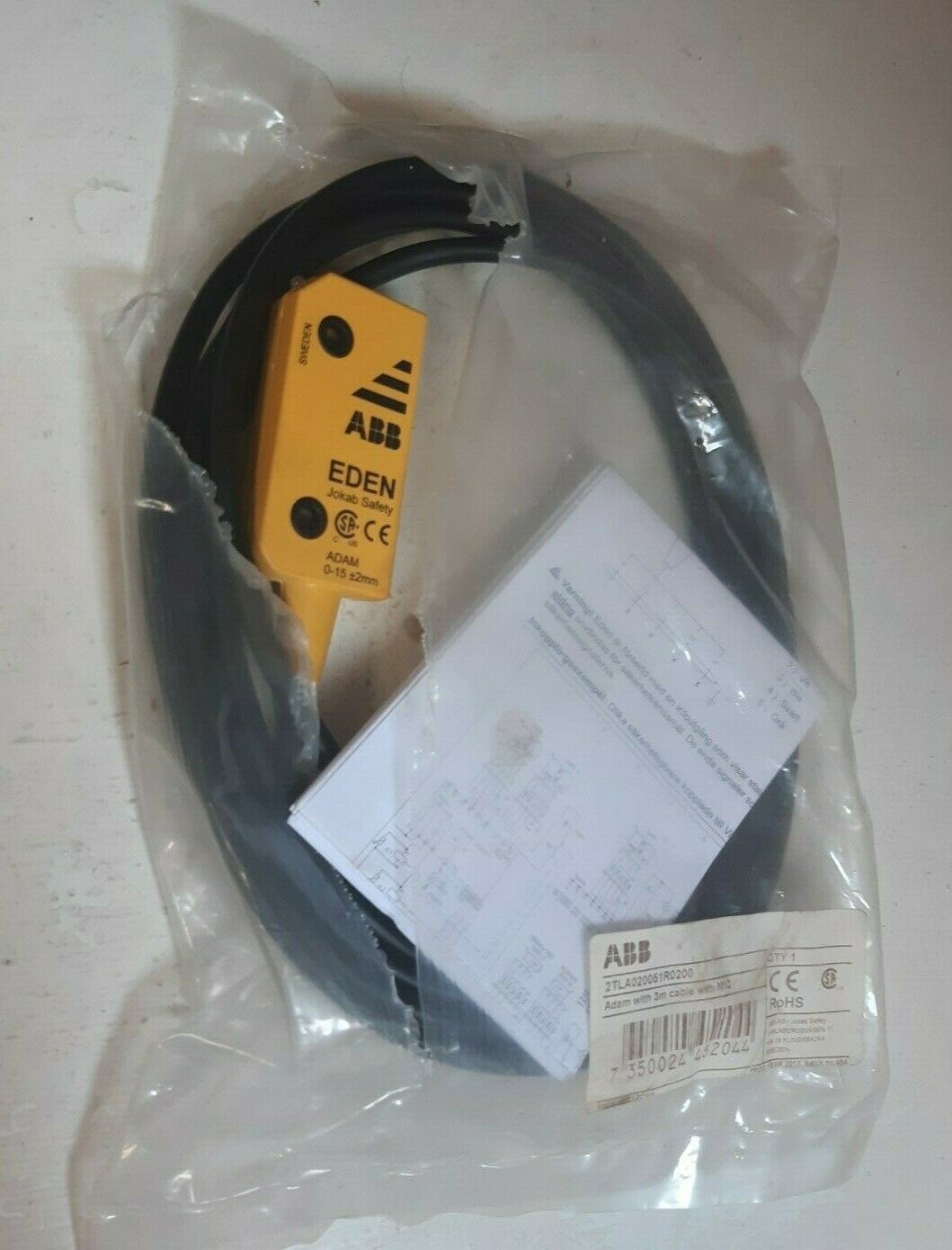 2TLA020051R0200 SAFETY SENSOR UNIT W/3M CABLE W/M12 REPLACED BY 2TLA020051R5100