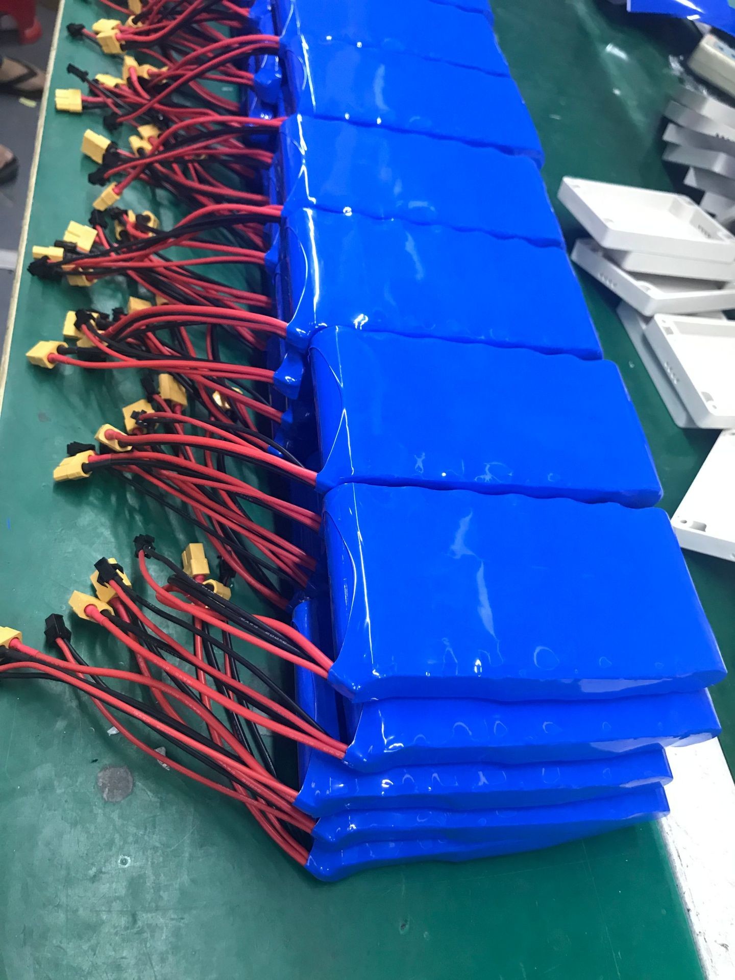 24V 4Ah Electric Scooter Battery CC CV 3C Discharge Rechargeable