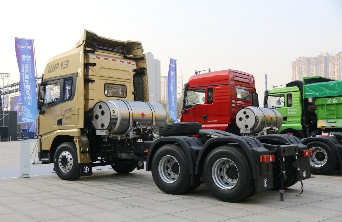 10 Wheels 6X4 Truck Head Classic Edition Tractor X3000 Shacman Tractor Truck