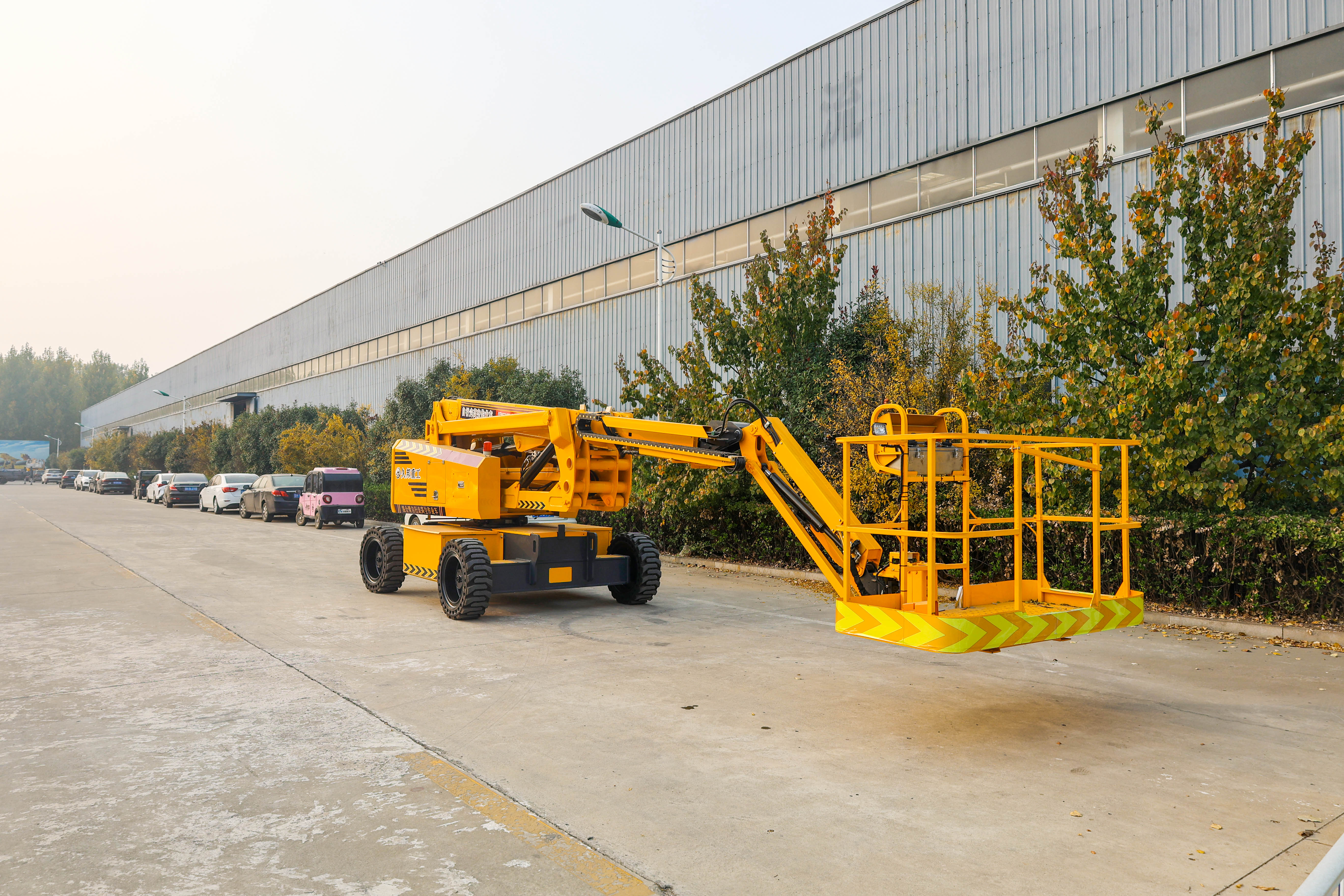 22m Self-propelled Boom Movable boom lift Fully Automatic Crank Boom Lifts
